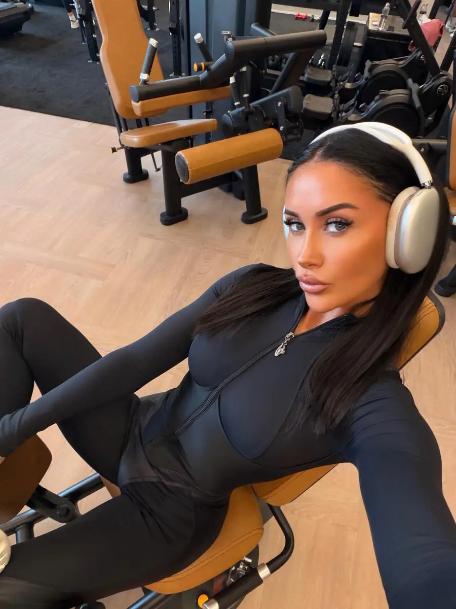 Ария эскорт в городе Дубай