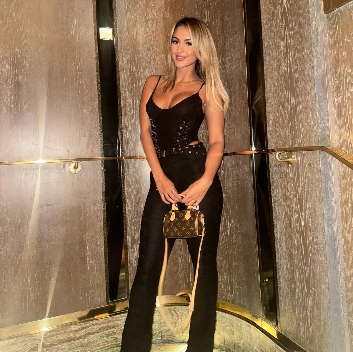 Арсения эскорт в городе Дубай