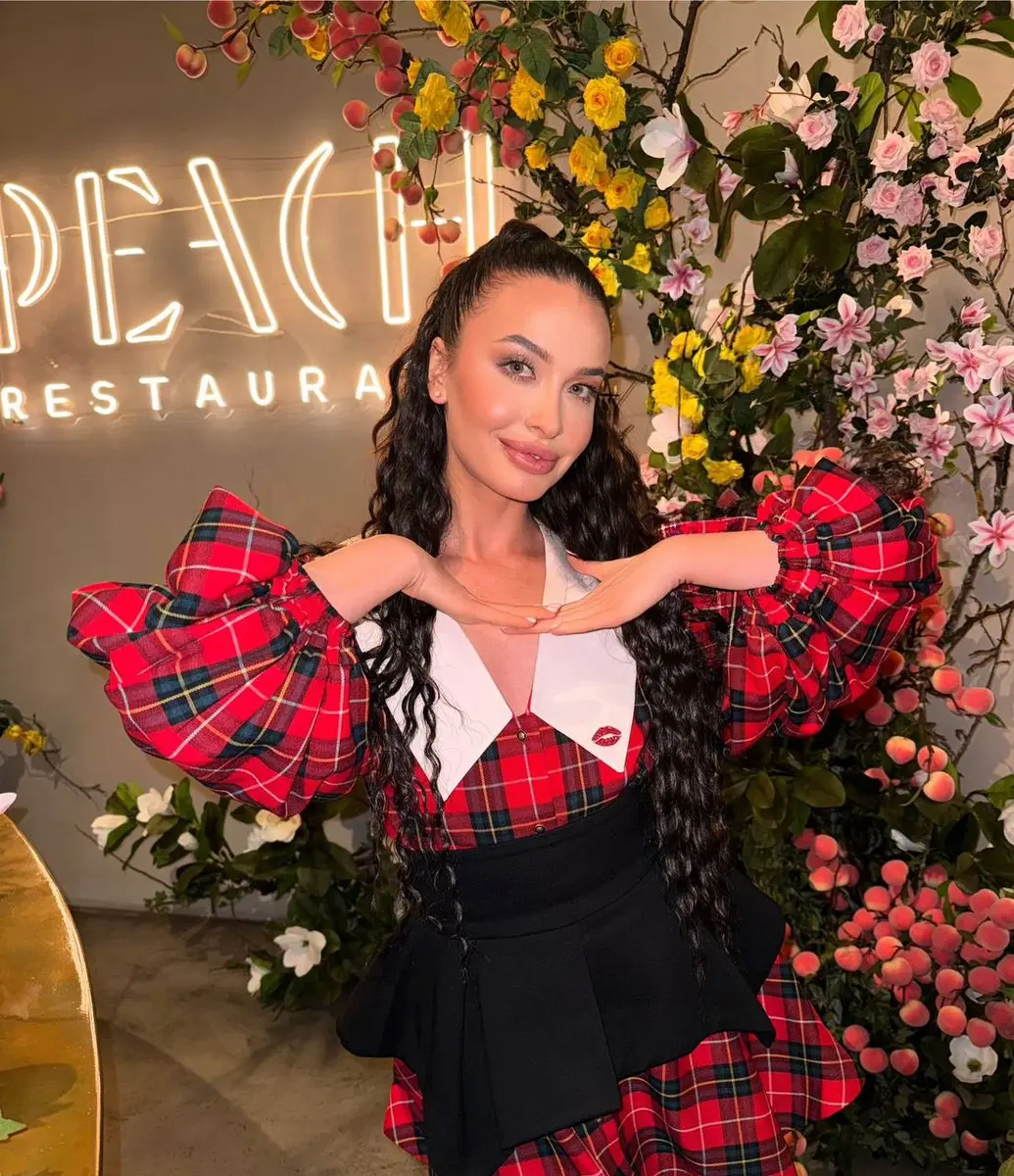 Аскания эскорт в городе Дубай