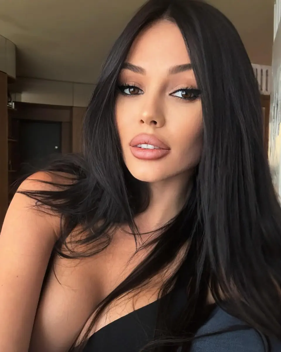 Эстель эскорт в городе Дубай