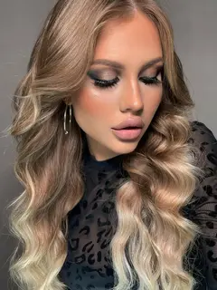 Канила эскорт в городе Дубай