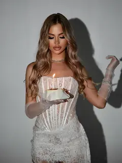 Канила эскорт в городе Дубай