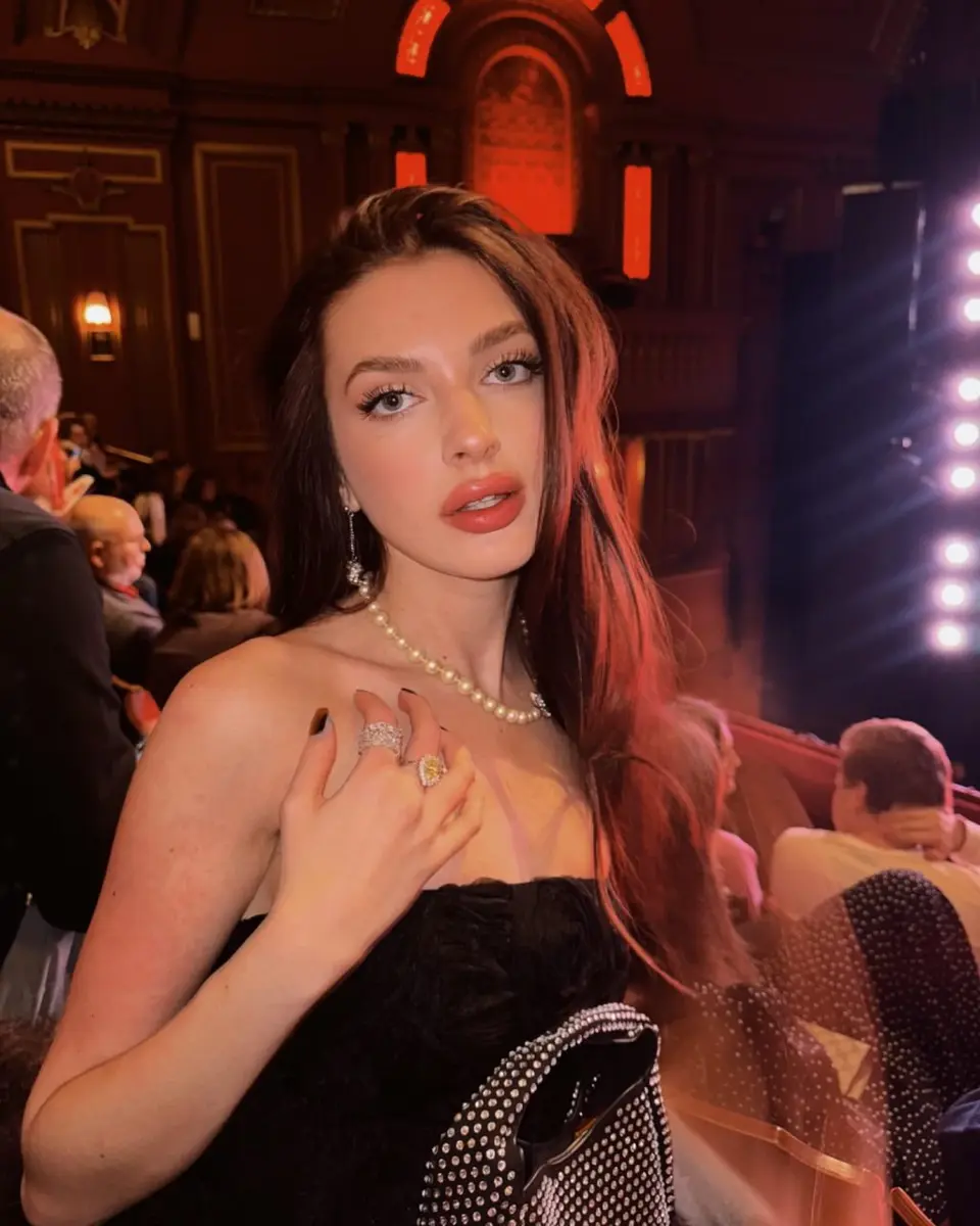 Ольга эскорт в городе Дубай