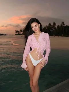 Рада эскорт в городе Дубай