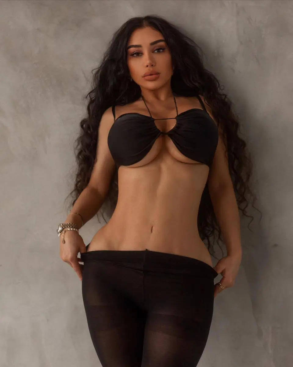 Роммила эскорт в городе Дубай