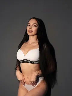 Устинья эскорт в городе Дубай